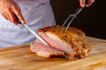 【食べ放題ニュース】焼きたてステーキが毎日食べ放題！Xmas限定ホテルブッフェの内容がすごいよ!!