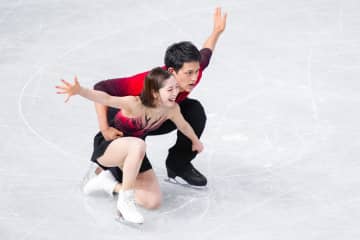 鍵山SP首位、フィギュアGP　ペアは「りくりゅう」トップ