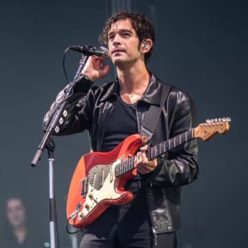 The 1975 、2枚のニューアルバムを制作中