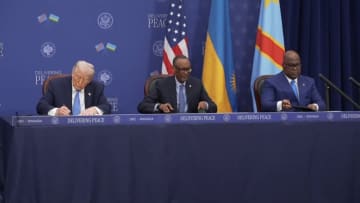 コンゴとルワンダが和平協定に調印　トランプ大統領「すべては平和だ」と評価も衝突続く