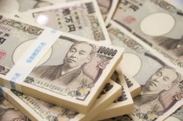 冬のボーナス「240万円」に「100万円」が追加されたワケとは…大手メーカー勤務の女性のボーナス事情