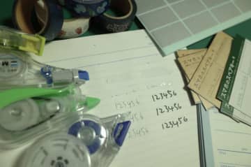 第28回：万が一に備えて家族に残すパスワード、どう隠すのがベスト？　さまざまな紙や修正テープで比較した【天国へのプロトコル】