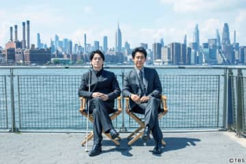 福山雅治×大泉洋「ラストマン」NY上陸！　最新ロケ写真解禁　映画と連動の壮大な物語へ