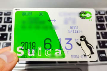 店での支払い「Suicaで」は非常識？　実際に8割のユーザーがやっている“伝え方”が判明