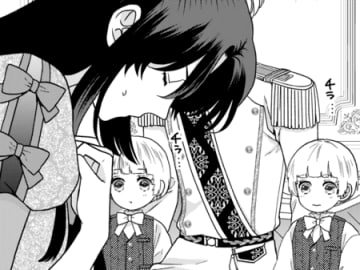 社交下手な自分を呪う…気づけば「お茶を飲むだけの人」に。せめてひと言だけでも…！【双子王子の継母になりまして#17】