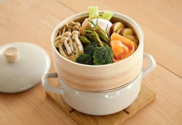 鍋とセットで使いやすい！「せいろ付きホーロー鍋」が“せいろデビュー”にもおすすめ