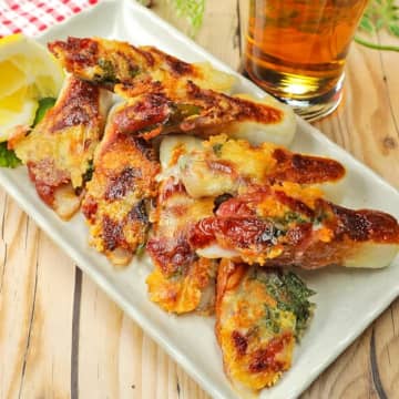 【ちくわ、この食べ方が正解だった…！】「止まらなすぎてヤバい」「買いだめしたくなる」詰めて焼くだけの簡単おつまみレシピ