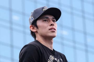 佐々木朗希がオフ過ごした相手に驚き「ご飯行ってるじゃん！！！」「声出た」　私服姿で