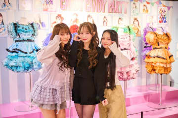 KAWAII LAB.初の衣装展が開幕　CANDY TUNEも大興奮「KAWAII LAB.のことをもっと好きになると思う」【インタビューあり】