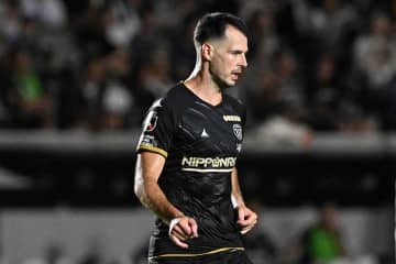 大物J助っ人が契約更新「これはデカい」　加入1年目でリーグ制覇＆昇格貢献「頼もしすぎ」