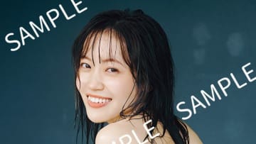 櫻坂46松田里奈が“お花の妖精”!? 植物園でのキュートな新カット解禁！1st写真集『まつりの時間』