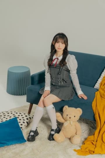 RAY・琴山しずく、初のDTM制作した‟ストレンジhyperpop"サウンドEP『hypermoshkotto』配信リリース