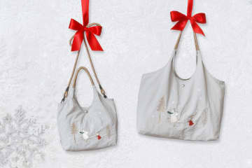 「ムーミン」刺繍バッグに冬の新作。雪の日のワンシーン描いた、大容量トートバッグ/2wayバッグ