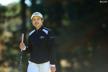 ＜中間速報＞奥山純菜が首位キープ　政田夢乃、六車日那乃ら上位【JLPGAファイナルQT】