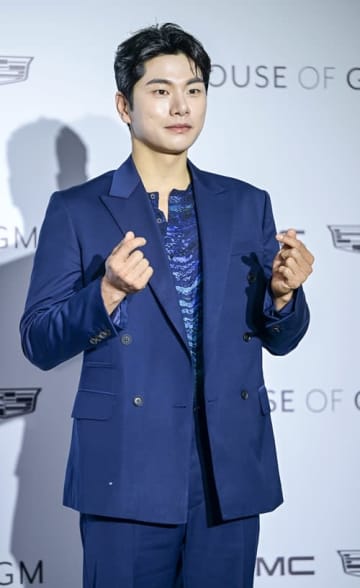 なぜ扱いがこんなに違う？ 中村倫也主演の日本ドラマに出演するイ・イギョンと、“パワハラ疑惑”のパク・ナレ