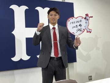 【広島】中村奨成が大幅アップ更改　来季「全試合出場」達成でチームリーダー目指す
