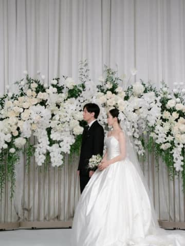 ウンジョン（T-ARA）、キム・ビョンウ監督と結婚 「お互いを尊重し、人生を歩む」…自身のインスタで公開