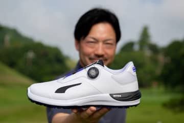 足裏全体で地面を踏める！「回転重視」派はぜひ試してほしい プーマ「パワーアセンド ニトロ ディスク」試し履きレポート