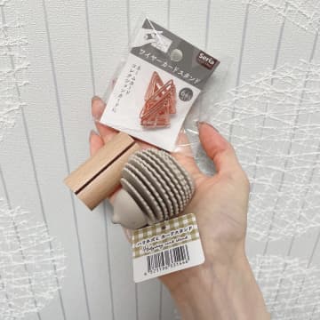 【セリア】100均メモスタンドがおしゃれすぎ！高見えインテリアになる3商品を徹底レビュー