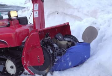 除雪機の巻き込まれに注意　誤使用や不注意が原因で　NITE