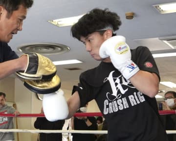 Lフライ級王者の高見亨介は自信　団体統一戦「4ラウンドで勝つ」