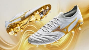 ミズノ、新作スパイク「ブライトゴールドパック」が本日発売！注目は“ホワイトソール”採用のフットサルシューズ