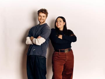 アレックス・ウォーレン、ジジ・ペレスを迎えた「Eternity」新バージョンをリリース！