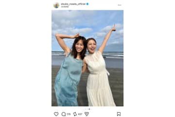 前田敦子、高橋みなみとブランコで大はしゃぎ　AKB48 MV撮影の裏側に「あつみな尊い」「見てるだけで幸せ」