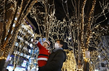 並木道彩る48万個の光、仙台　冬の風物詩が開幕