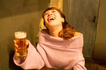 一緒に食事したくないと感じさせるNG行動10選　相手が不快に思う瞬間とは