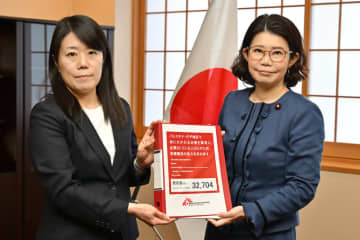 パレスチナ・ガザ地区から「医療搬送」拡大を──国境なき医師団日本、3万筆の署名を日本政府に提出