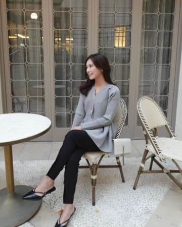 【40代50代・冬のホテルランチの服装】都会的で洗練見え！ マネしたいお手本コーデ