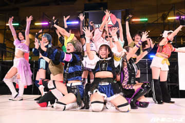 「めざせ！ブラック企業撲滅！！！」女子プロレスラーと女優たちによるアクトリングが東京コミコンで開催！