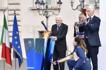 聖火リレー、イタリアで6日開始　ミラノ・コルティナ冬季五輪