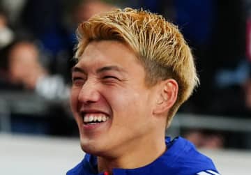 【サッカーW杯】日本代表の堂安律「どこでもいいや」。米国での抽選会、1時間半の長い演出を経て…