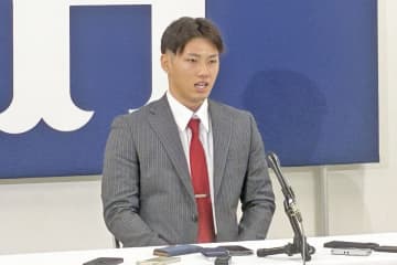 【広島】チーム内で〝出世完了後〟の結婚発表が流行中　中村奨成は一気に2200万円UP！