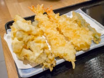 帰宅後5分で復活！しなしな天ぷらが“サクサク”に大復活♡一番ラクでおいしい方法を検証