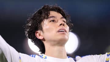 スーパーゴールの27歳日本代表MF、英紙の世界最高峰リーグ週間ベスト11入り！「10年戦士みたい」