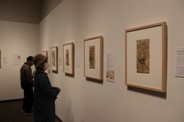 版元の戦略光る浮世絵たち　蔦重ら企画37点展示　東金 城国大・水田美術館　13日まで