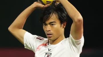 三笘薫、また復帰見送り…「セッション中に軽い再発があった」とブライトン監督が説明