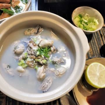 絶品！牡蠣の酒蒸し！〆はネギ味噌風味の牡蠣粥！濃厚牡蠣出汁！
