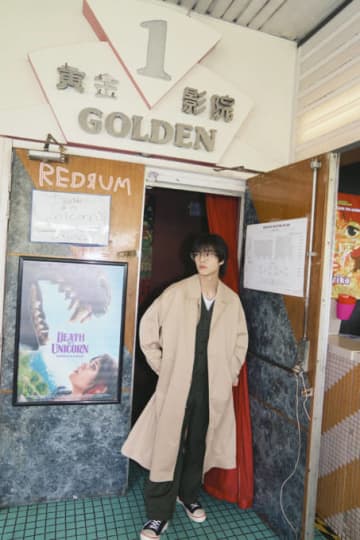 奥野壮、カメラを意識しない素の表情にドキッ！3冊目の写真集は全編シンガポールで撮影