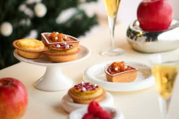 【BAKE CHEESE TART】ホリデーの主役はコレ！ 新作タルトでパーティーフォトを華やかに彩って！