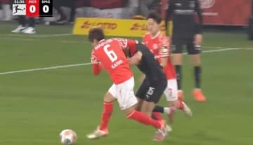 なんで…！？ 鉄人・佐野海舟が「強すぎ」“強靭フィジカル”でボール奪取→一撃必殺スルーパス「マジで倒れない」「マジでW杯に必要」