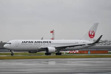 JAL、資格確認書を本人確認書類に追加　マイナ保険証切り替えで