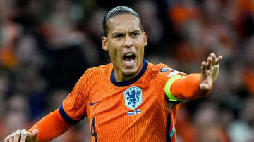 日本代表、W杯で対戦する強豪オランダに勝てる！？ 「チームとして何をしたいが分からない」と長友同級生が指摘