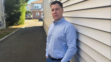 私はこうして騙された――知らない相手から届いたDM、4千万円を失う悪夢の始まり　米