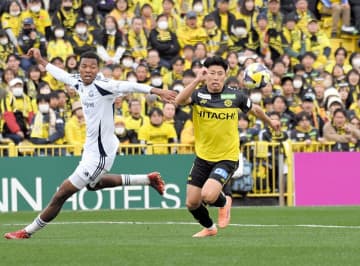 【速報】柏レイソルあと一歩の2位　最終節勝利も勝ち点届かず　優勝は鹿島アントラーズ