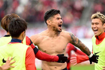 鹿島、9年ぶり9度目のリーグ優勝！ 鬼木監督就任1年目で悲願…国内タイトル20冠目