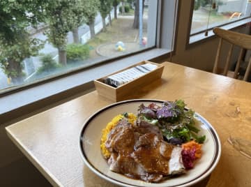 南柏『食堂endo』の名物・ローストポークオーバーライス！　ひと皿に手仕事が光る絶品ランチ